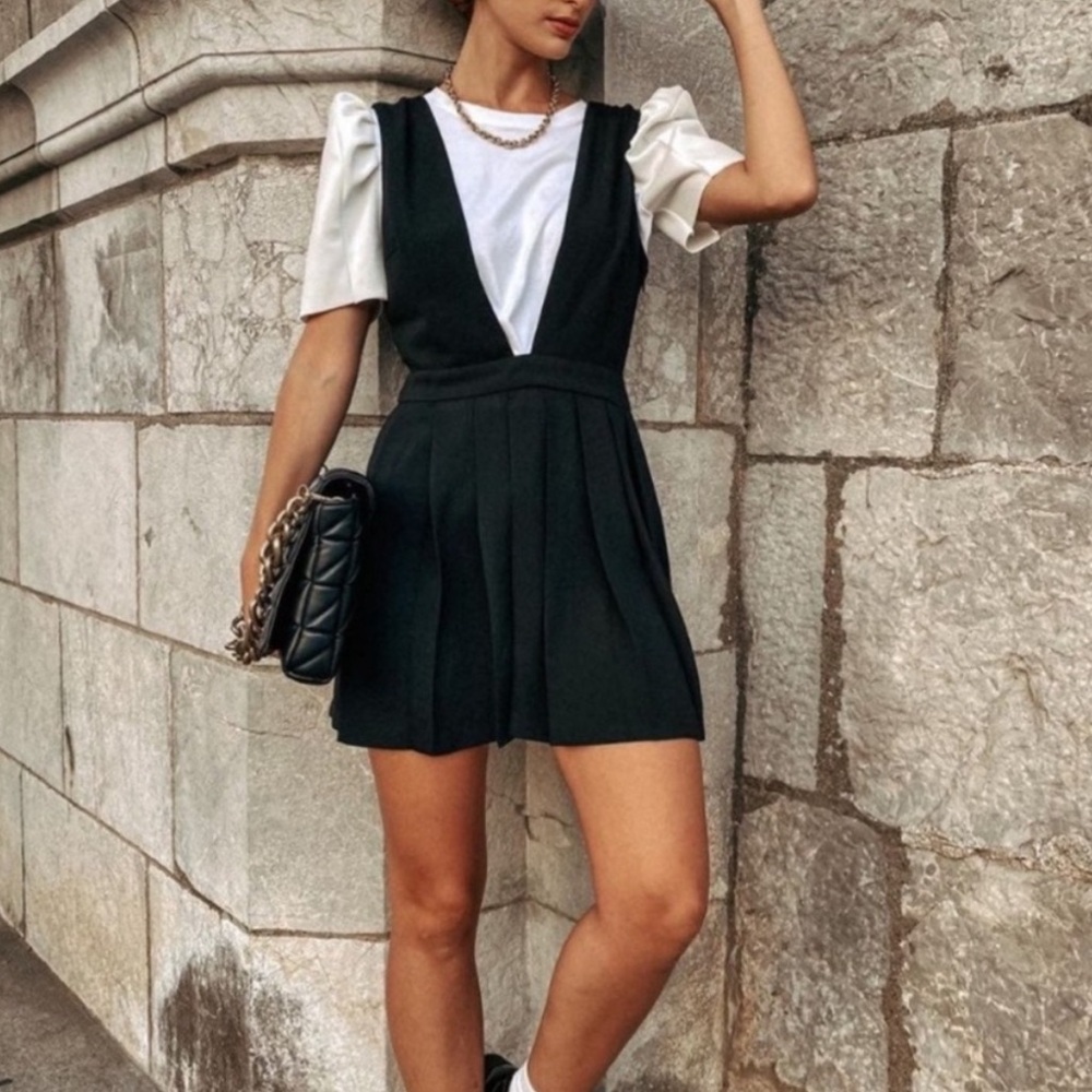 ZARA Box Pleat Black Pinafore Overall Mini Dress Tennis Skirt Size S Small